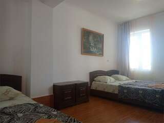 Гостиница Коралл Головинка Стандартный трехместный номер-2