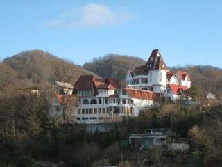 Гостиница Коралл Головинка-0