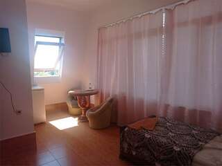 Гостиница Коралл Головинка Двухместный номер с 2 двуспальными кроватями-3